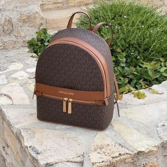 MICHAEL KORS MD KENLY SIGNATURE BACKPACK&WALLET - Picture 3 of 12